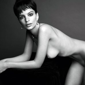 Emily Ratajkowski nude 