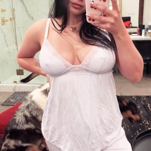 Ariel Winter leaked selfie