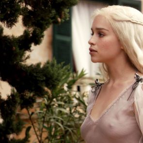 Emilia Clarke nipples