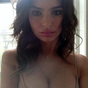 Emily Ratajkowski nude 