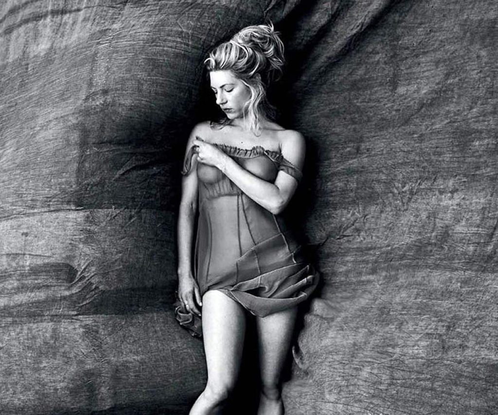 Katheryn Winnick hot boobs
