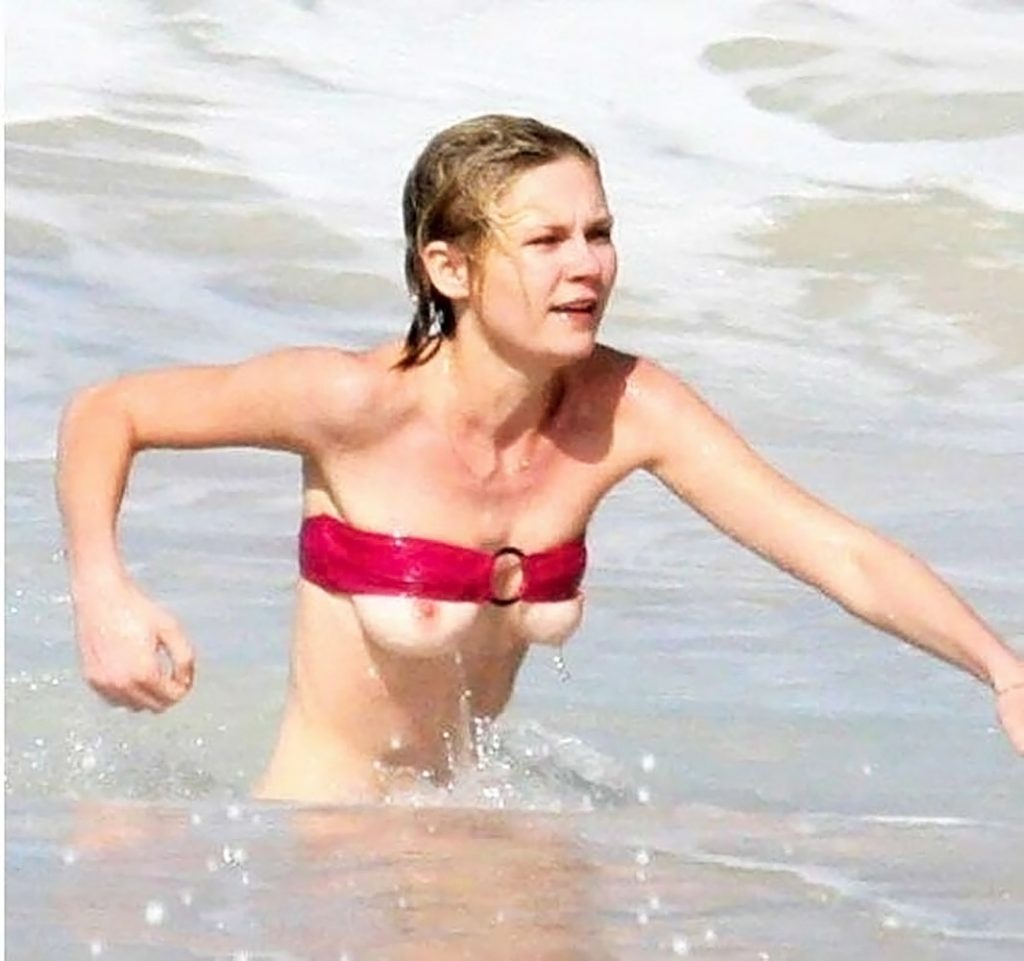 Kirsten Dunst nip slip