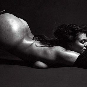 Ashley Graham nude