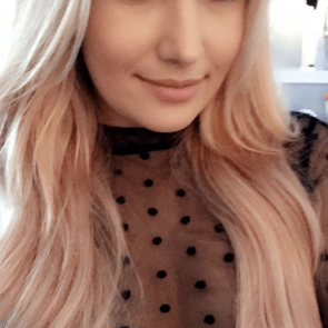 Stepanka hot skirt