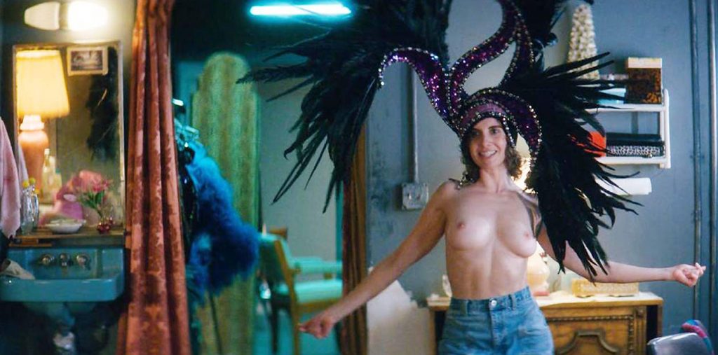 Alison Brie nude tits