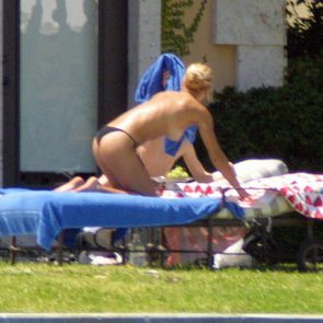 Anna Kournikova ass