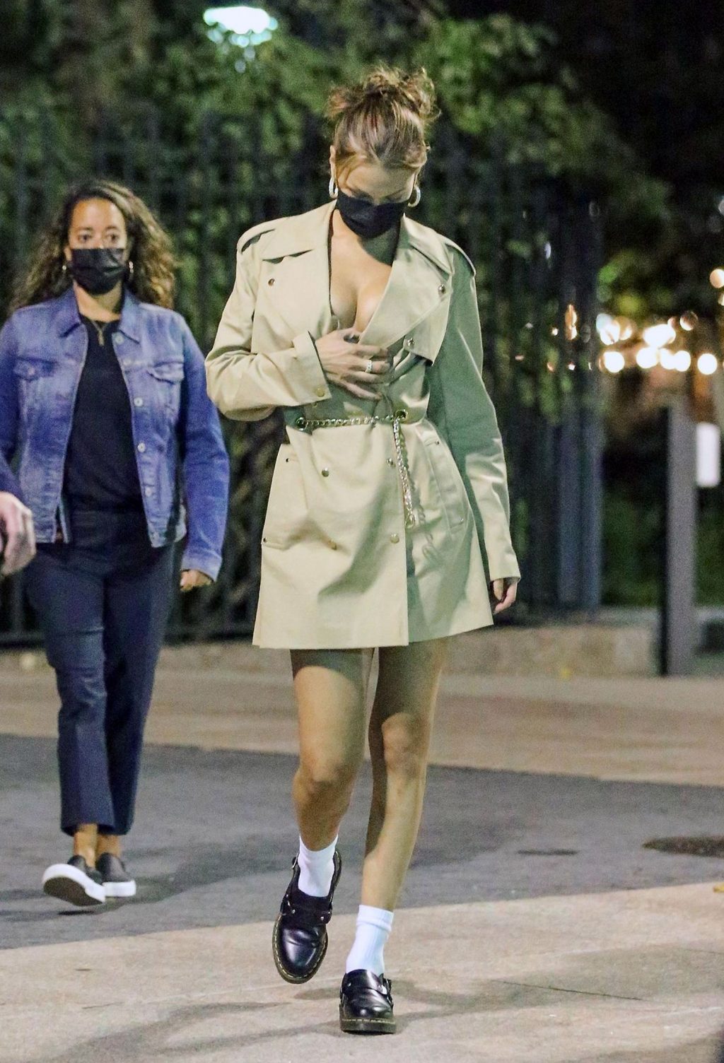 Bella Hadid boobs