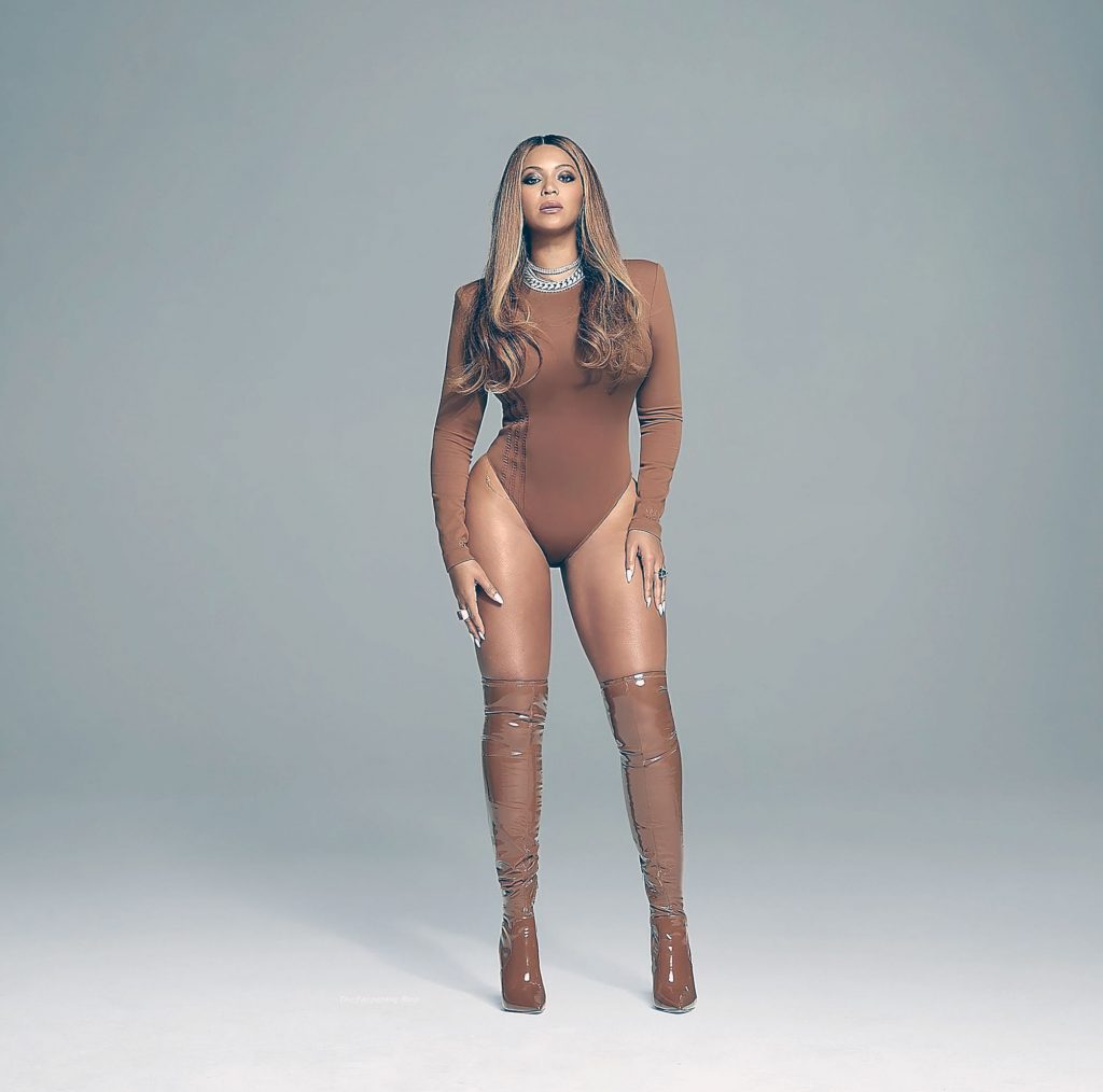 Beyonce boobs