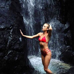 AnnaLynne McCord bikini