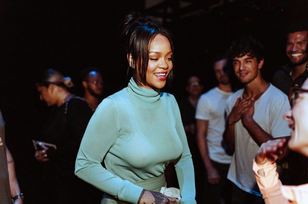 Rihanna boobs