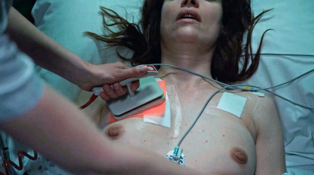 Anna Drijver nipples
