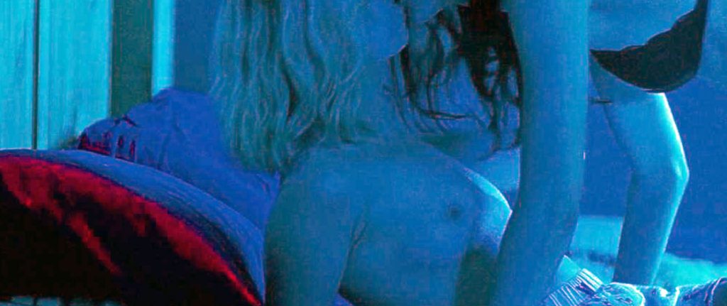 Anna Shields boobs