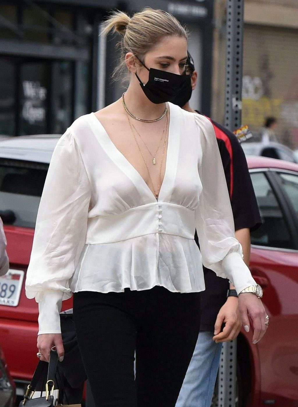 Ashley Benson tits