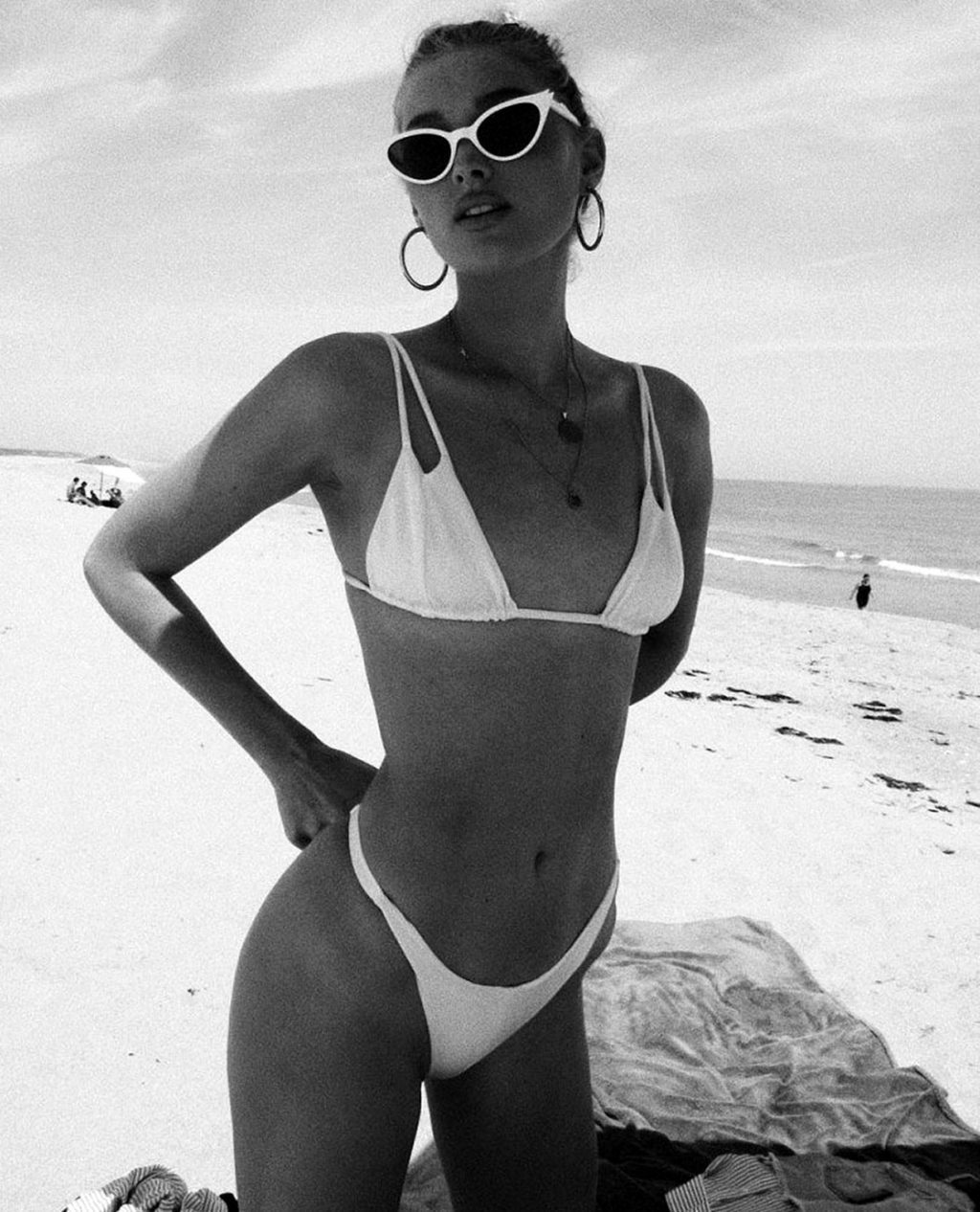 Elsa Hosk boobs