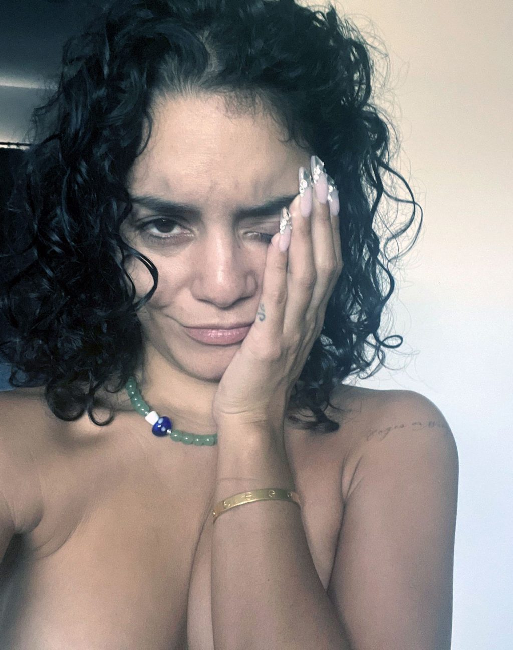 Vanessa Hudgens nude leaked photo